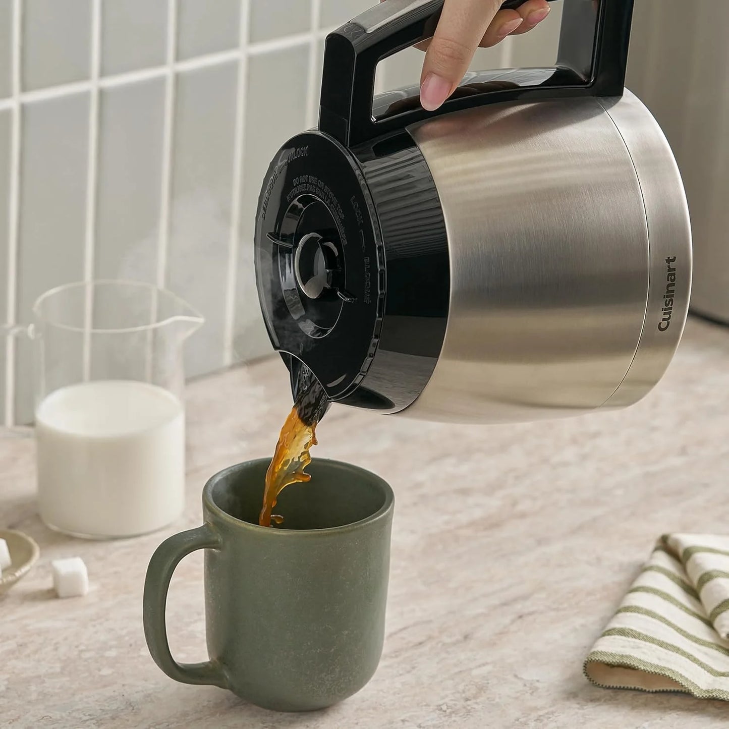 uisinart 12-Cup Coffee Maker, Programmable PerfecTemp Thermal Carafe Coffee Machine with 1-4 Cup Setting, Brew Strength Control and Brew Pause