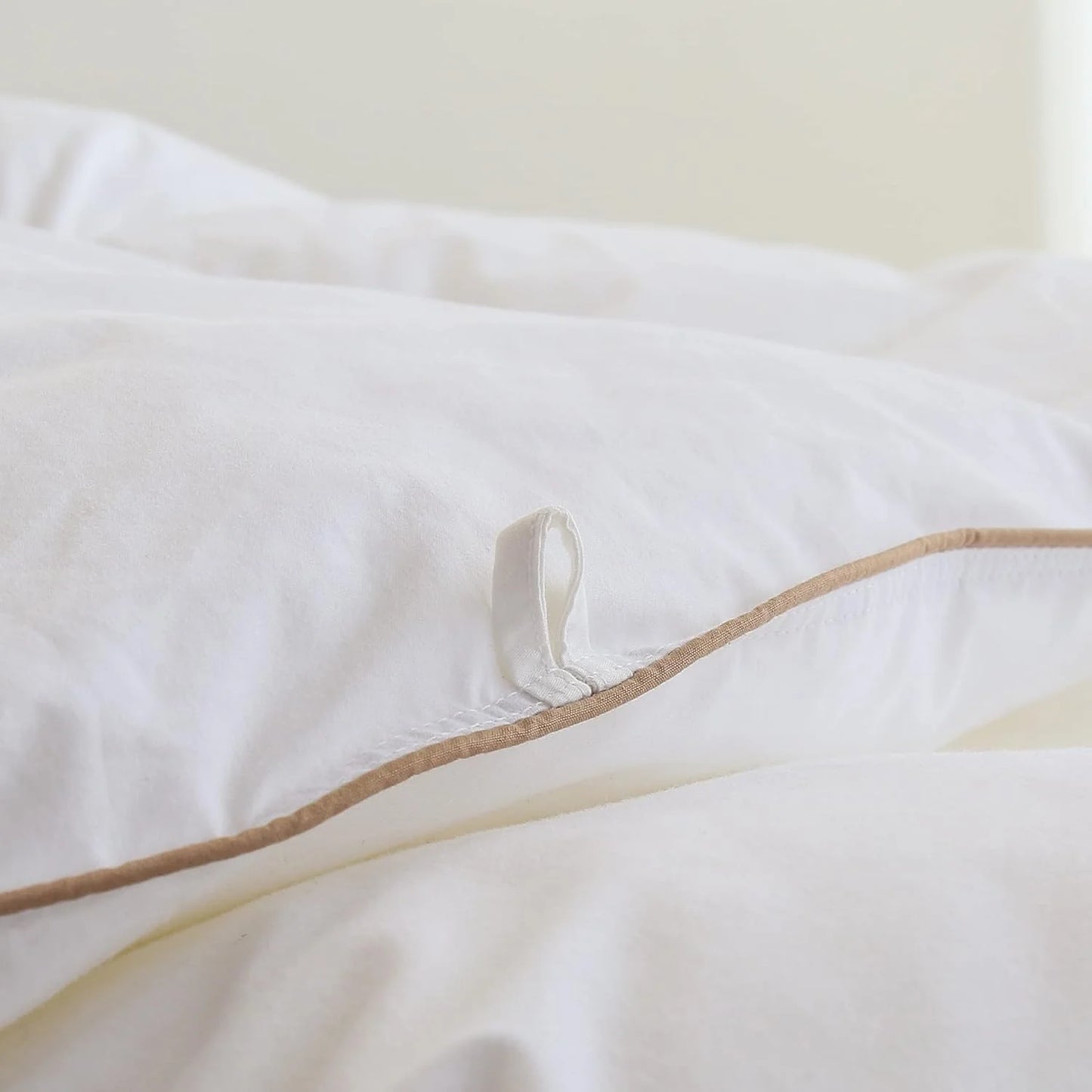 Premium Down Comforter 3D Baffle Box Design