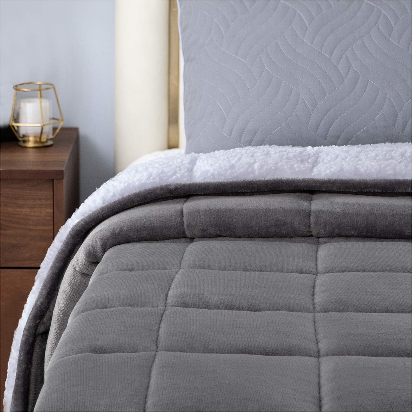 Weighted Blanket Queen Size 15lbs 60x80 inches with Soft Plush Fleece