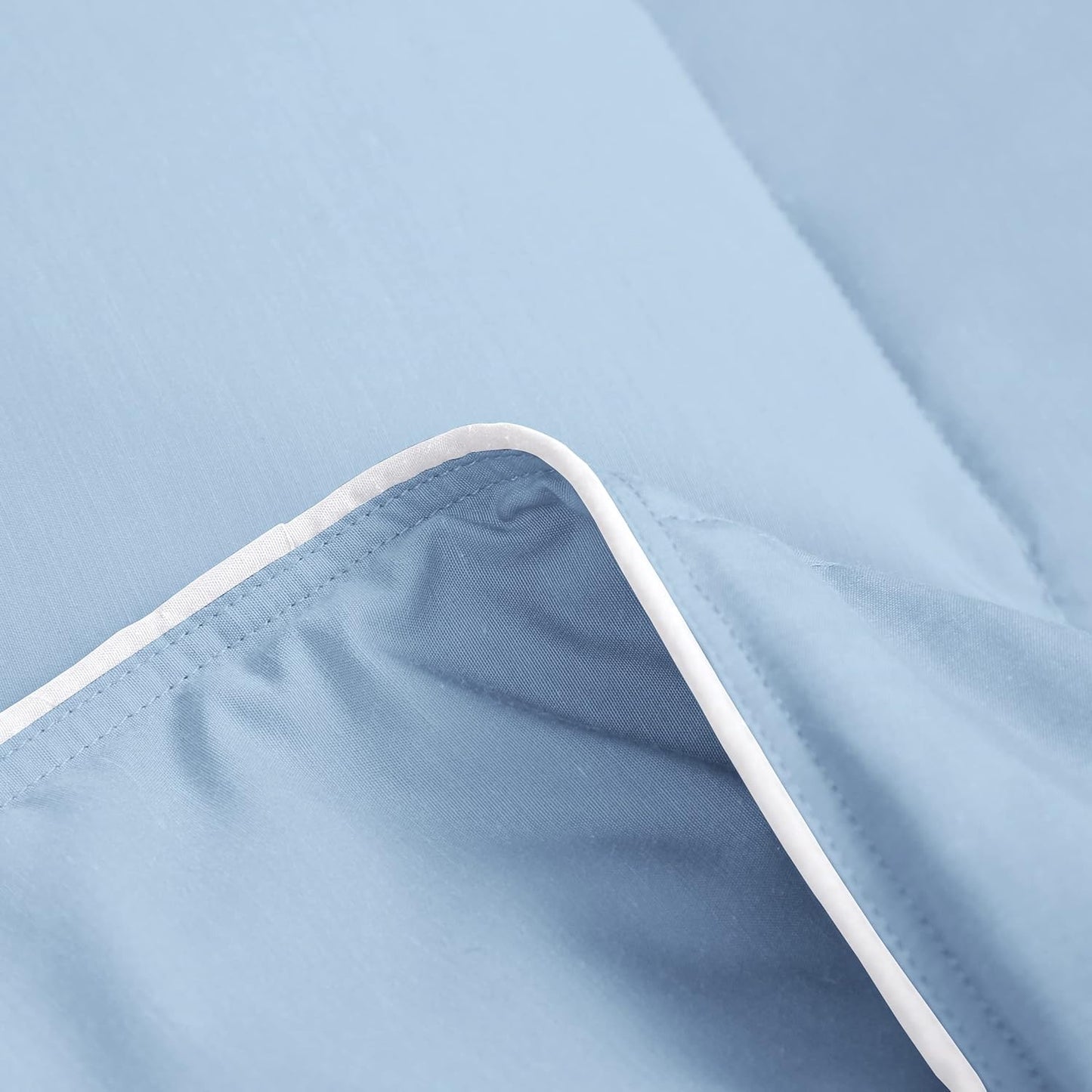 Premium Down Comforter 3D Baffle Box Design