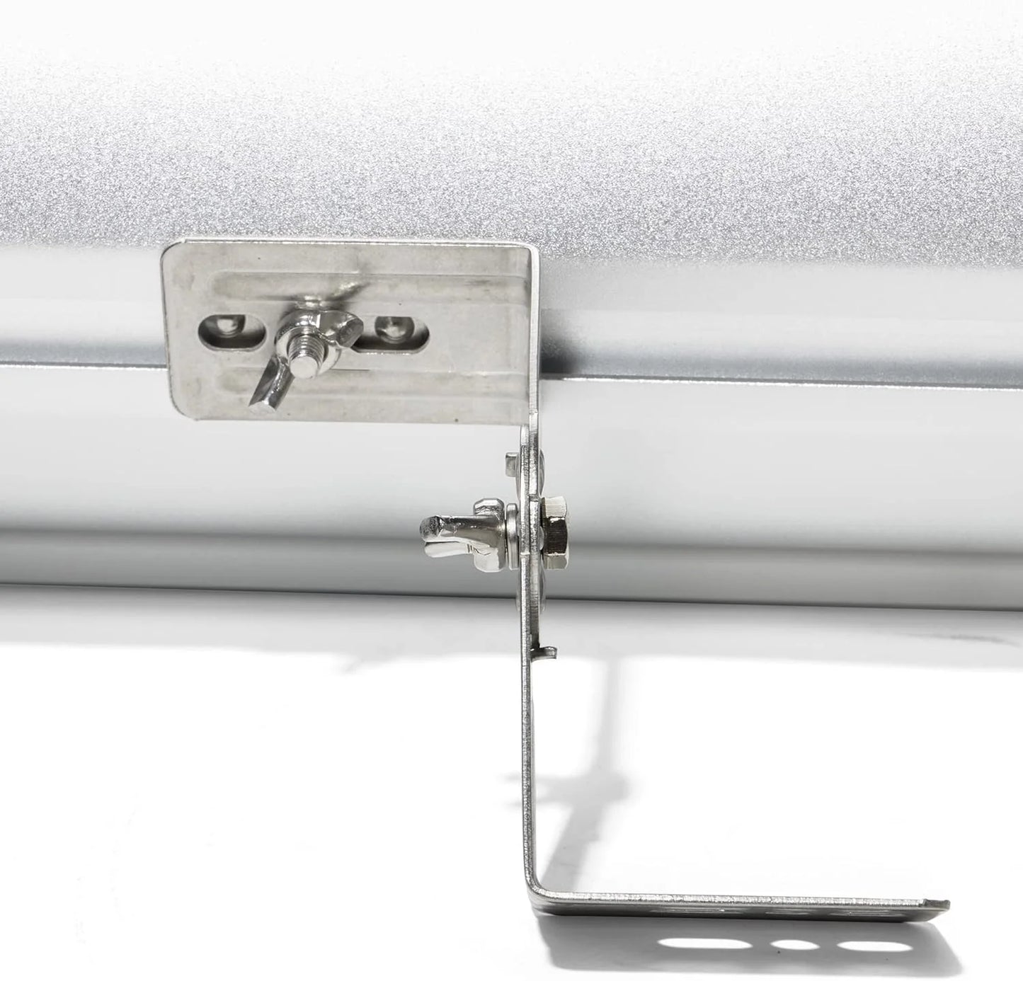 Smart greenhouse heater with built-in temperature control and digital thermostat