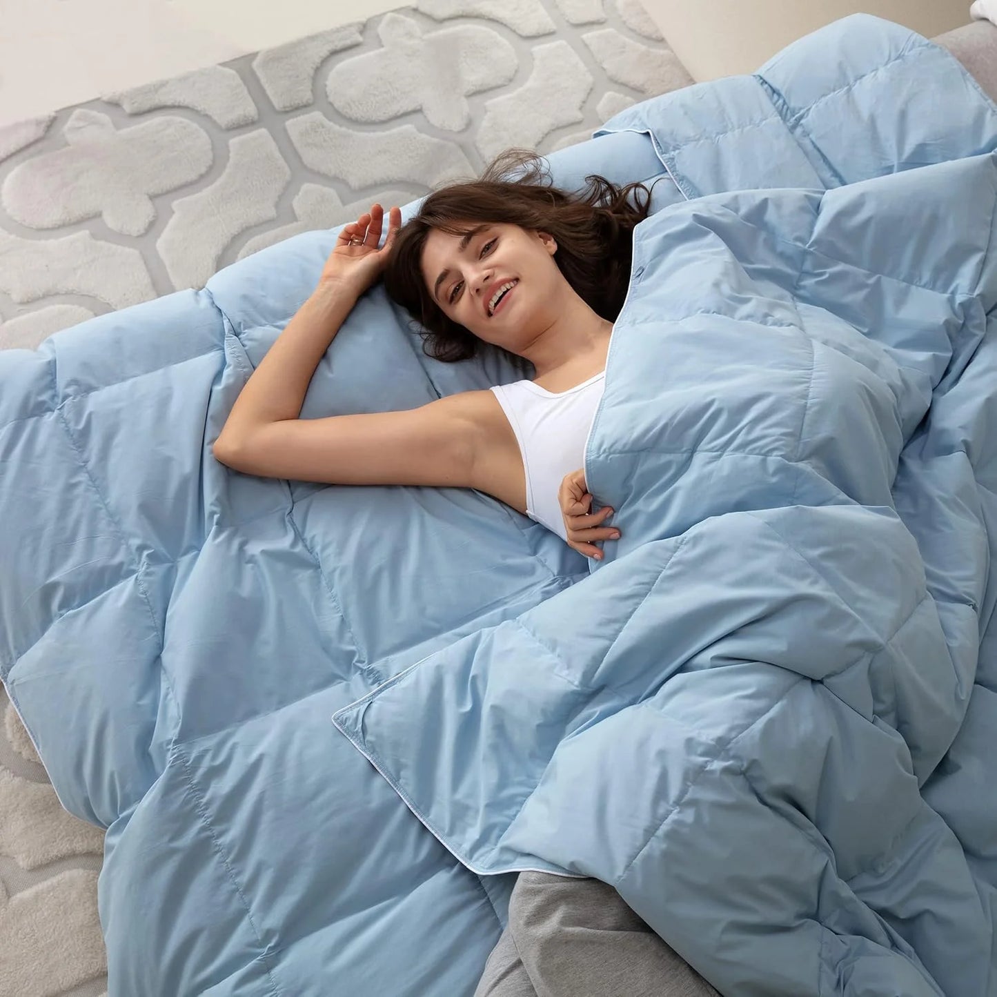 Premium Down Comforter 3D Baffle Box Design