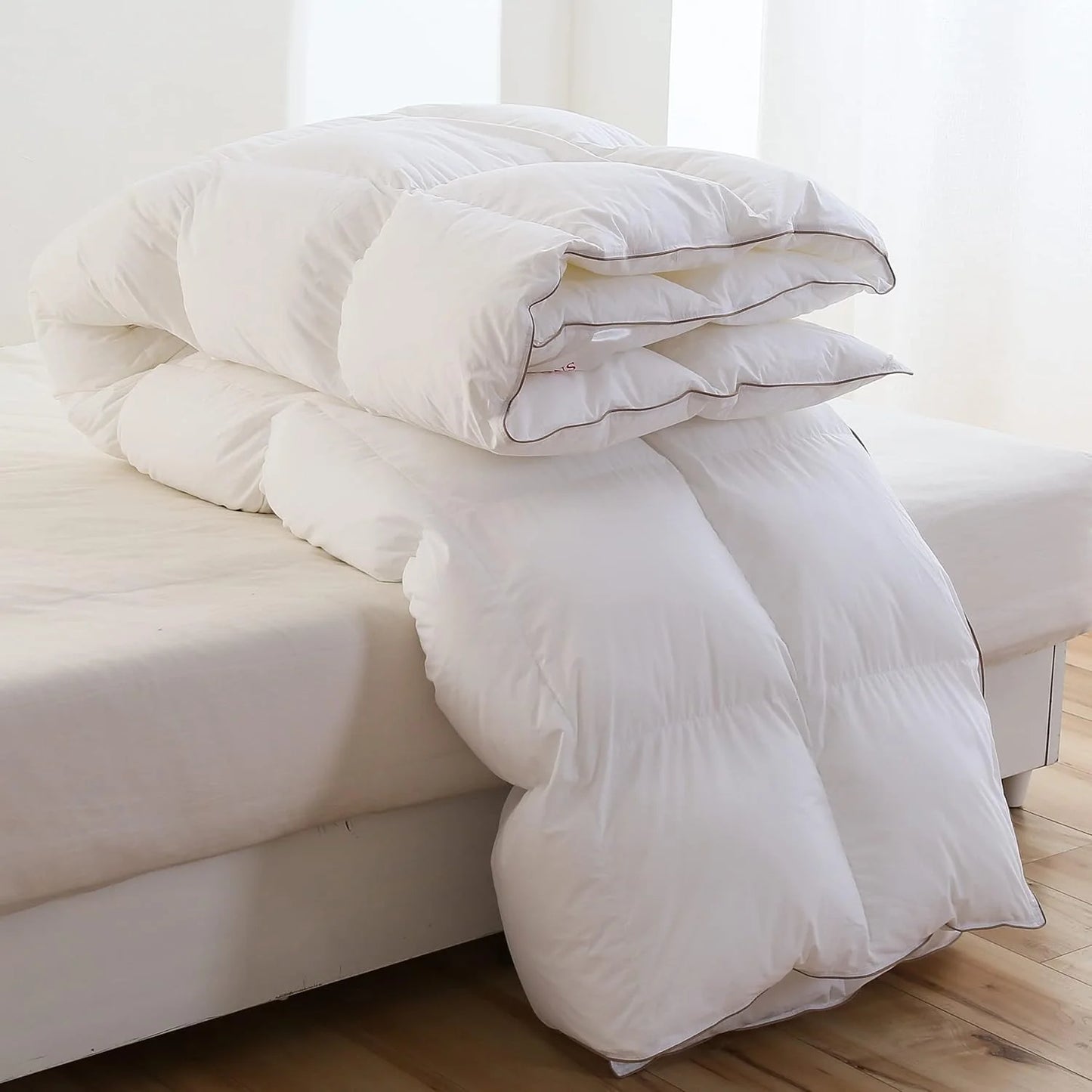 Premium Down Comforter 3D Baffle Box Design