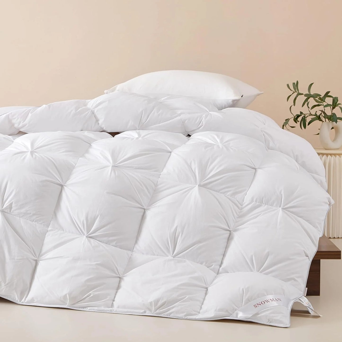 Premium Down Comforter 3D Baffle Box Design