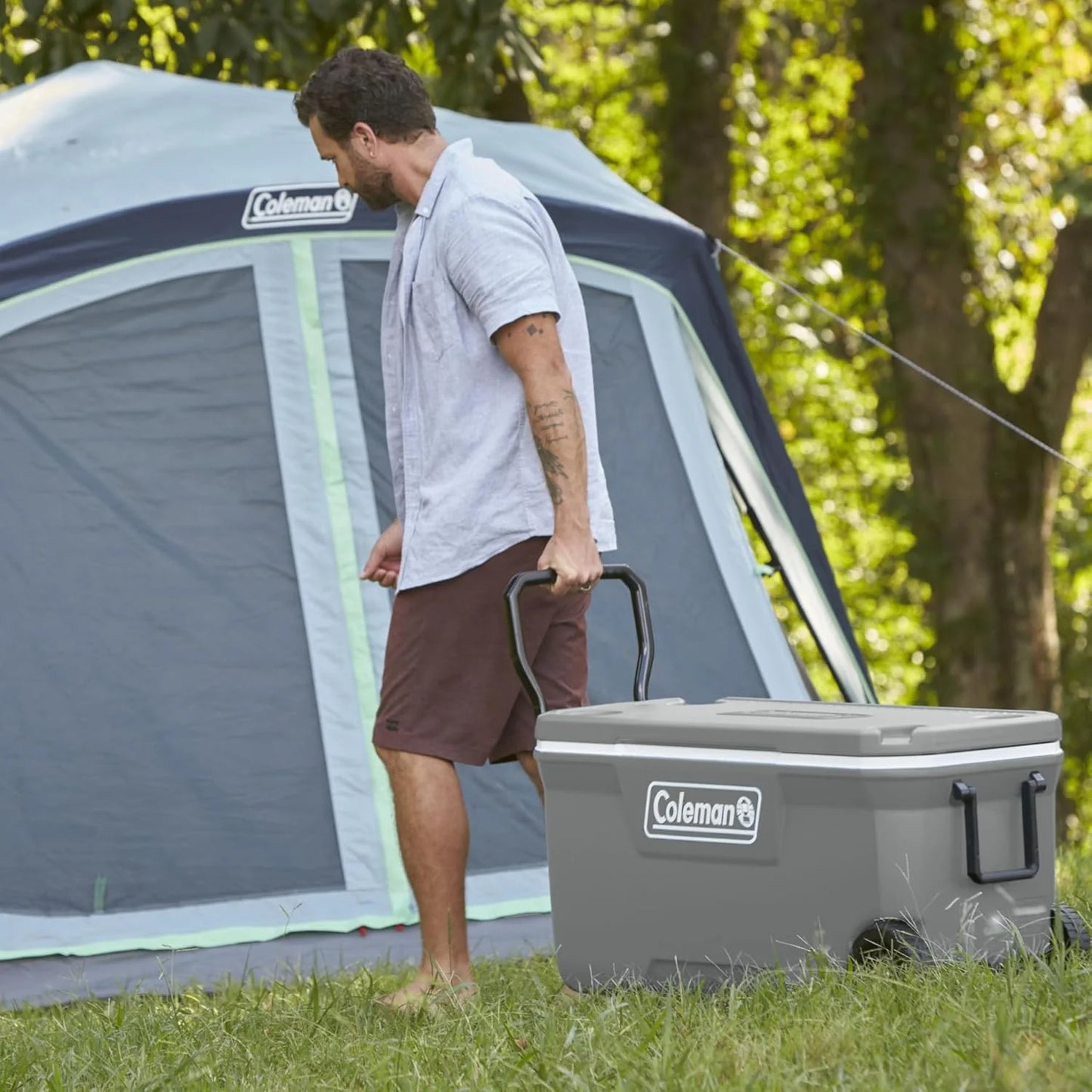 Coleman Insulated Portable Rolling Cooler with Wheels, Leak-Proof Outdoor Hard Cooler, Keeps Ice for Up to 5 Days, 100 Quart