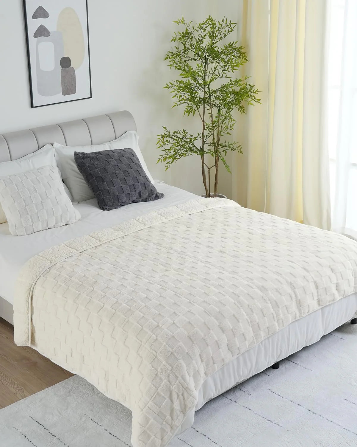 Weighted Blanket Queen Size 15lbs 60x80 inches with Soft Plush Fleece